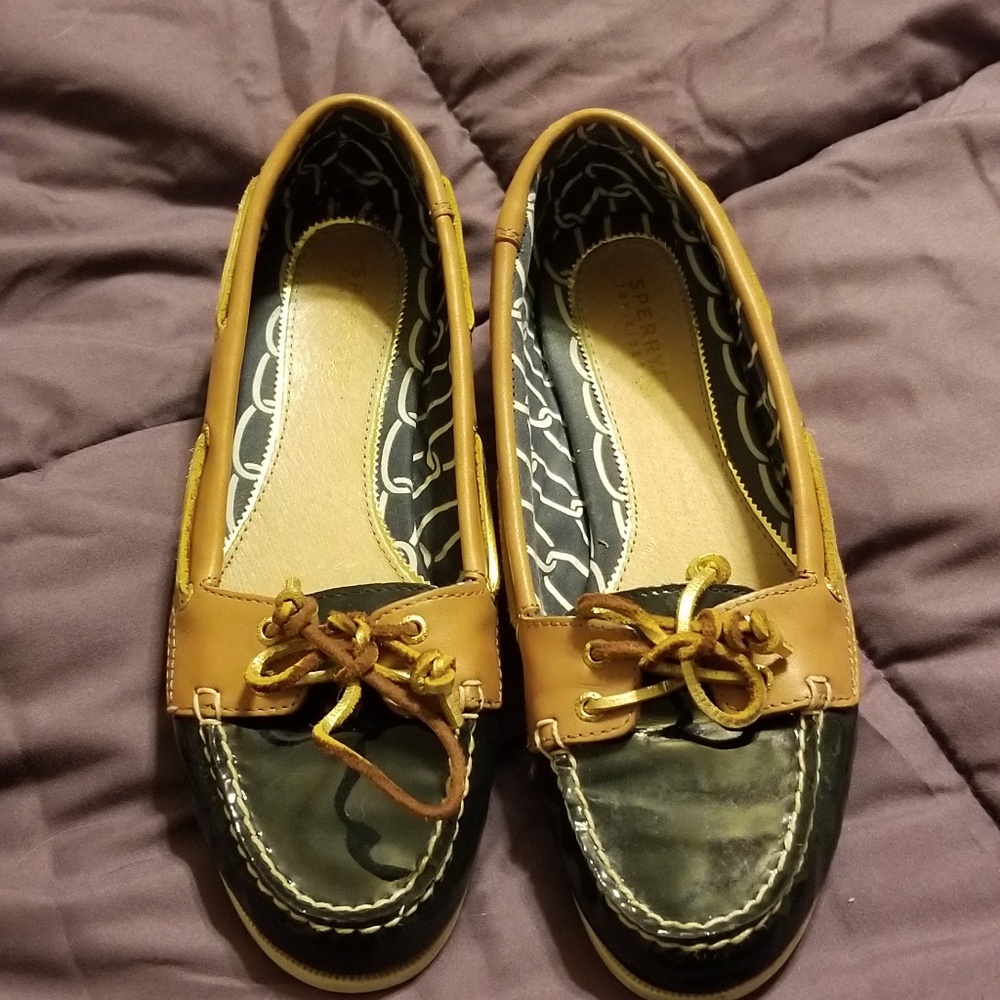 Sperry - Picture 4 of 6